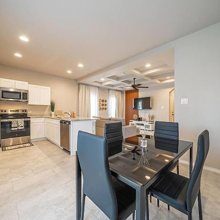 Gorgeous, Brand New 3 Bedrooms Home- Built 2024, Near Seaworld & Lackland Afb 샌안토니오 외부 사진