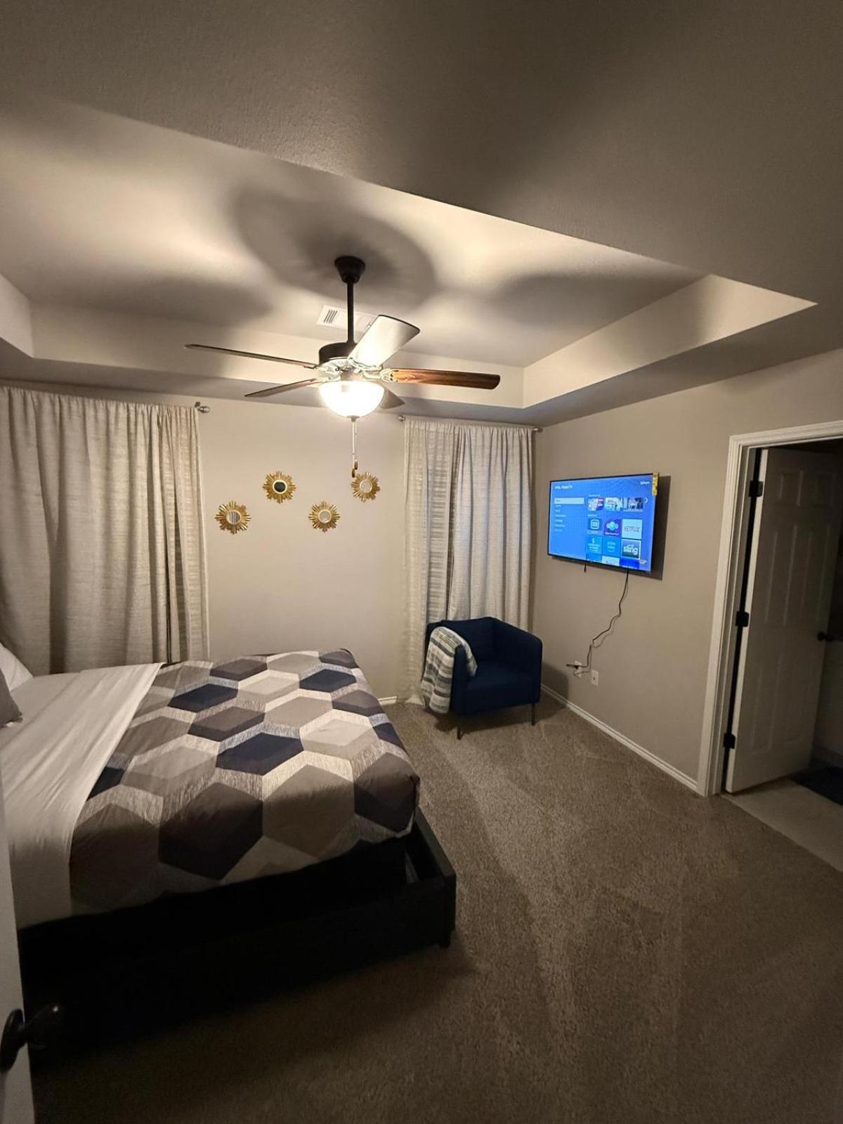 Gorgeous, Brand New 3 Bedrooms Home- Built 2024, Near Seaworld & Lackland Afb 샌안토니오 외부 사진